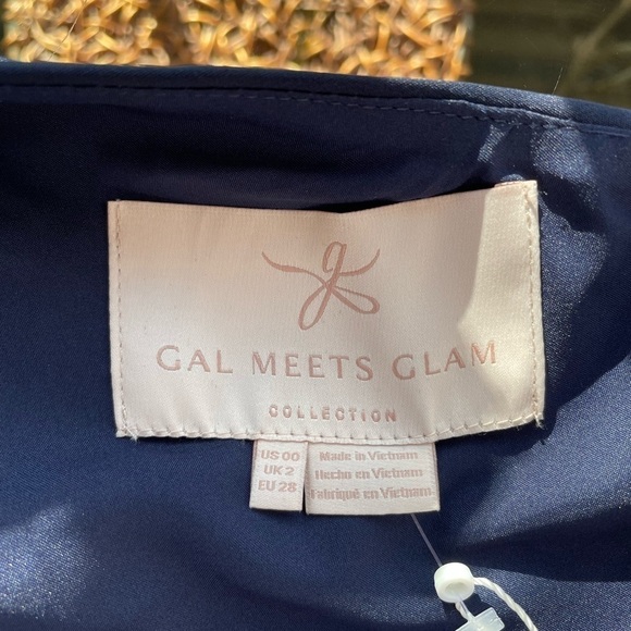NWT Gal Meets Glam Celine One Shoulder Dress in Navy Size 00 - Picture 8 of 9